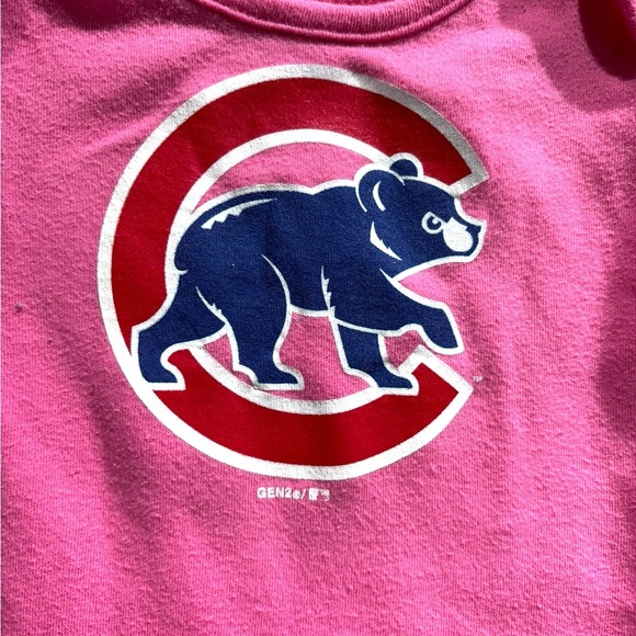 Fanatics Pink Chicago Cubs Onesie size 6-9 mos - Picture 3 of 5